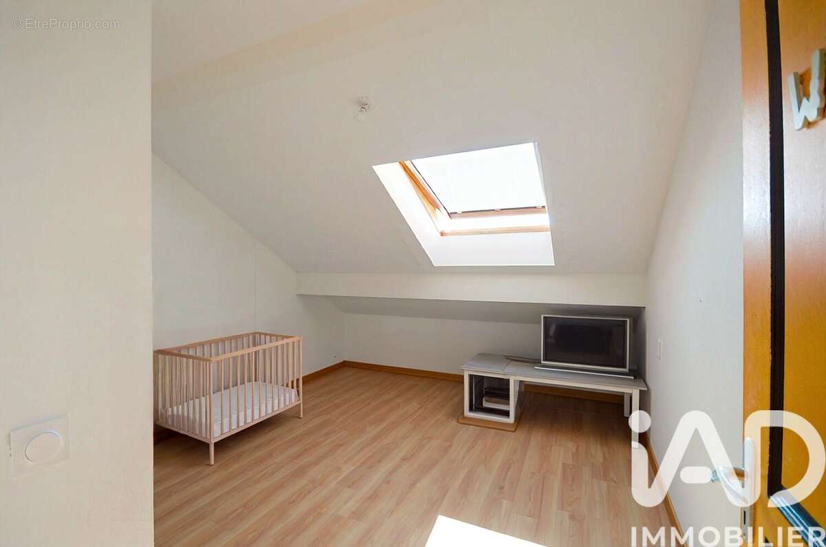 Photo 6 - Appartement à PERON