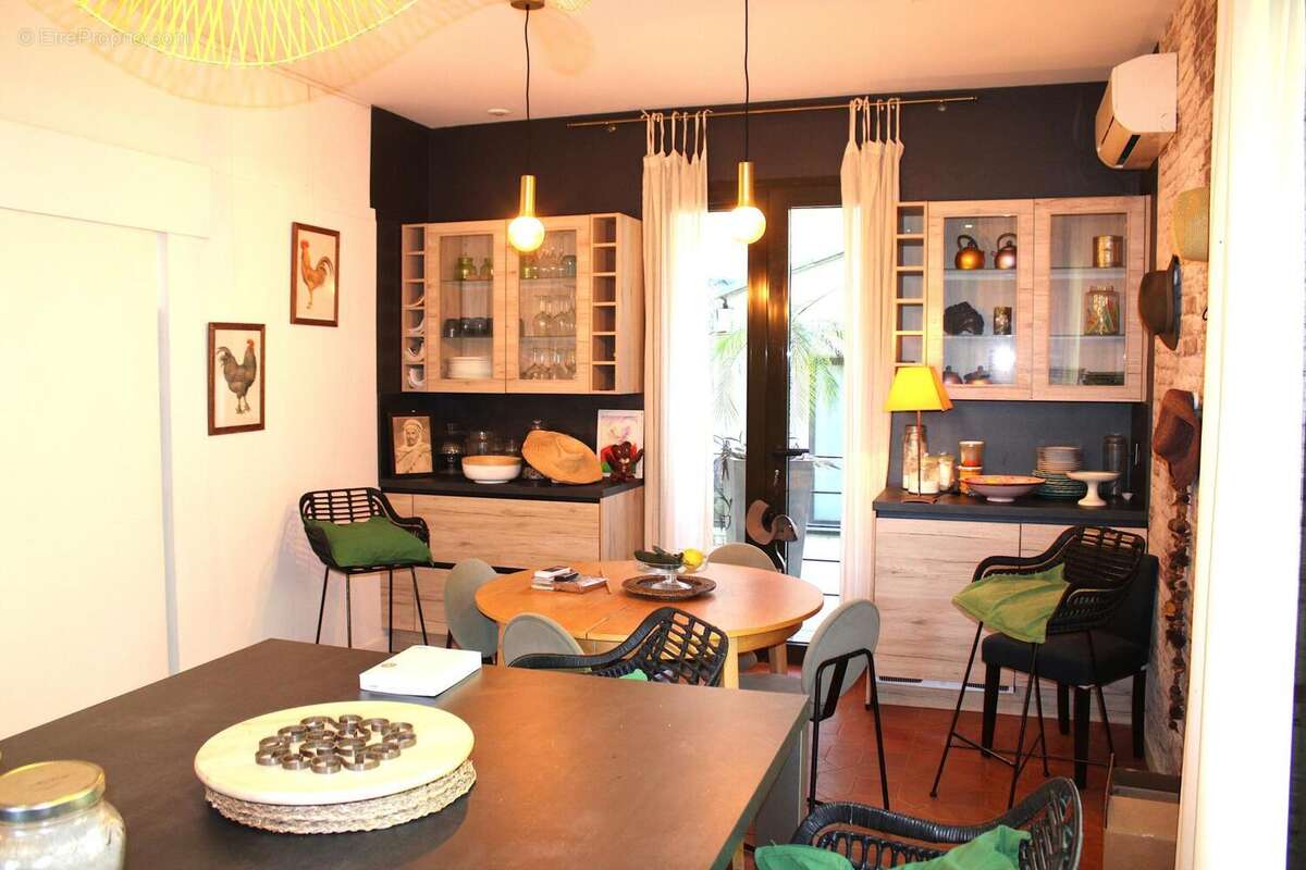 Photo 9 - Maison à ENTRAIGUES-SUR-LA-SORGUE