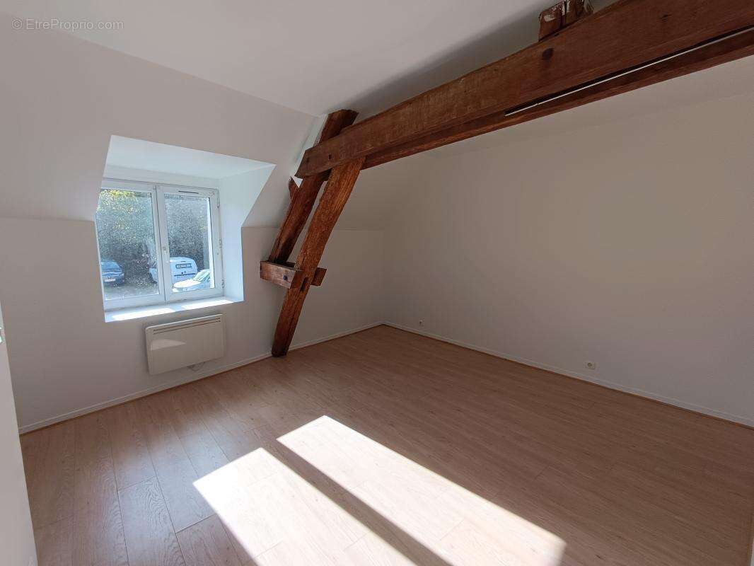 Appartement à ELANCOURT