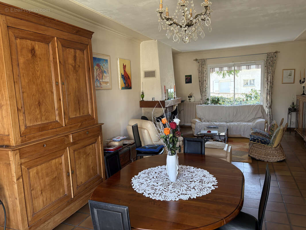 Maison à CHATELLERAULT