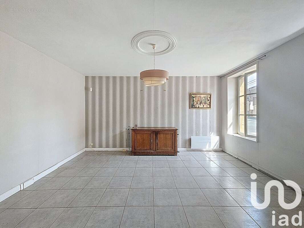 Maison 204 m² à Rouvroy-Sur-Audry  - photo 4