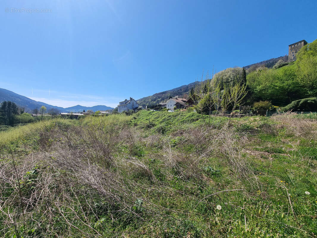 Terrain à ALLEVARD