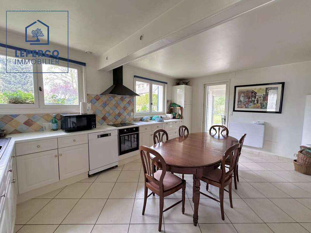 Maison à VILLERS-COTTERETS