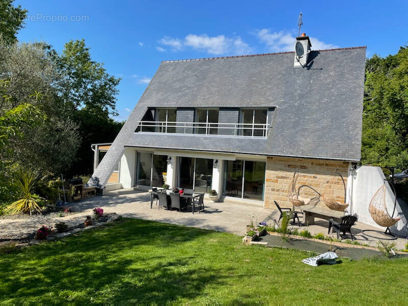 Maison à PLONEOUR-LANVERN