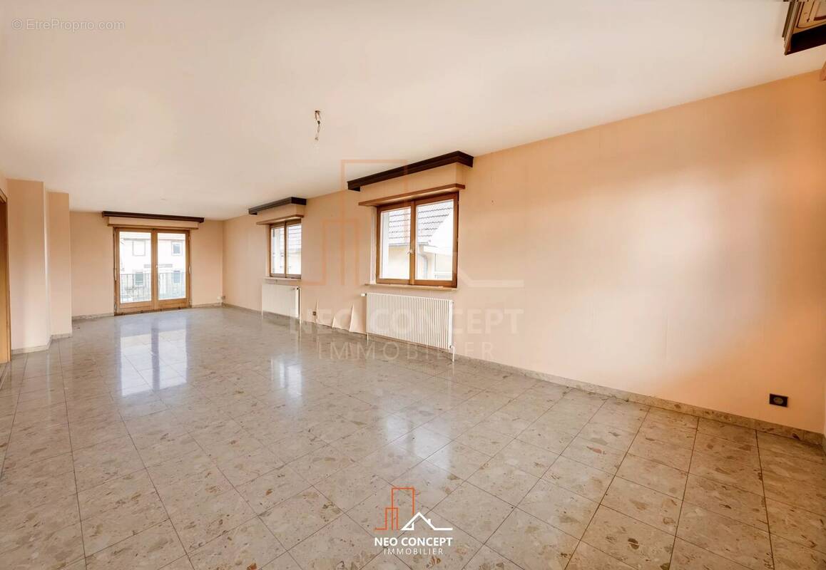 Appartement à MOMMENHEIM