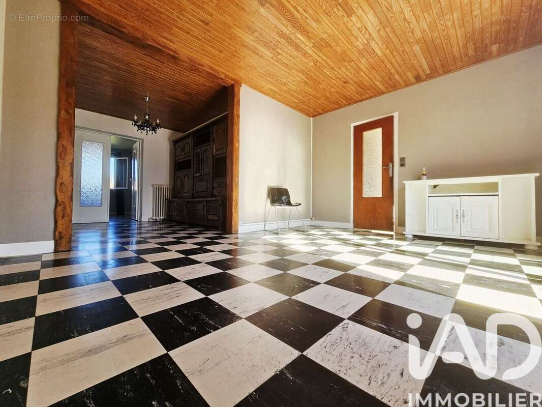 Photo 2 - Maison à VARENNES-SUR-SEINE