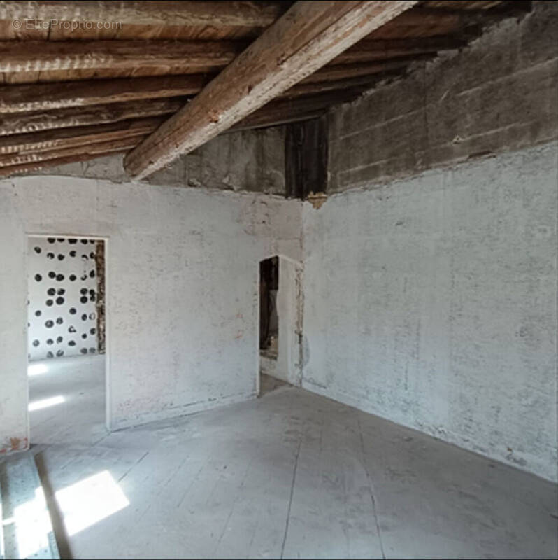 Appartement à ARLES