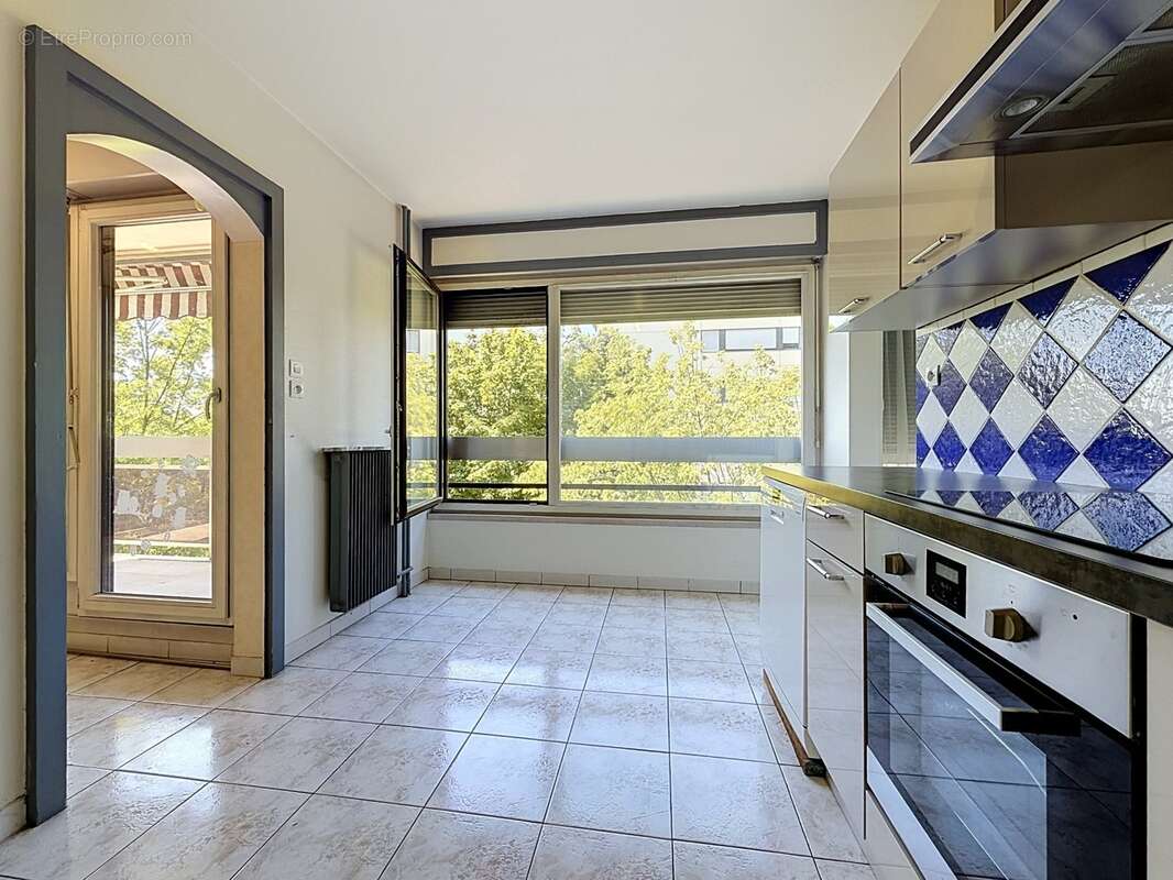 Appartement type T4 - 84m² - emplacement calme et arboré - ANNEMASSE (74) - photo 4
