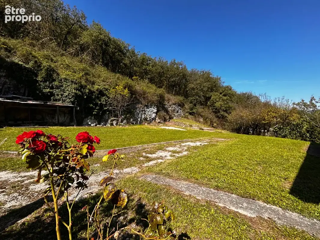 TERRAIN PLAT  813 m² + Chalet 30 m² - photo 2