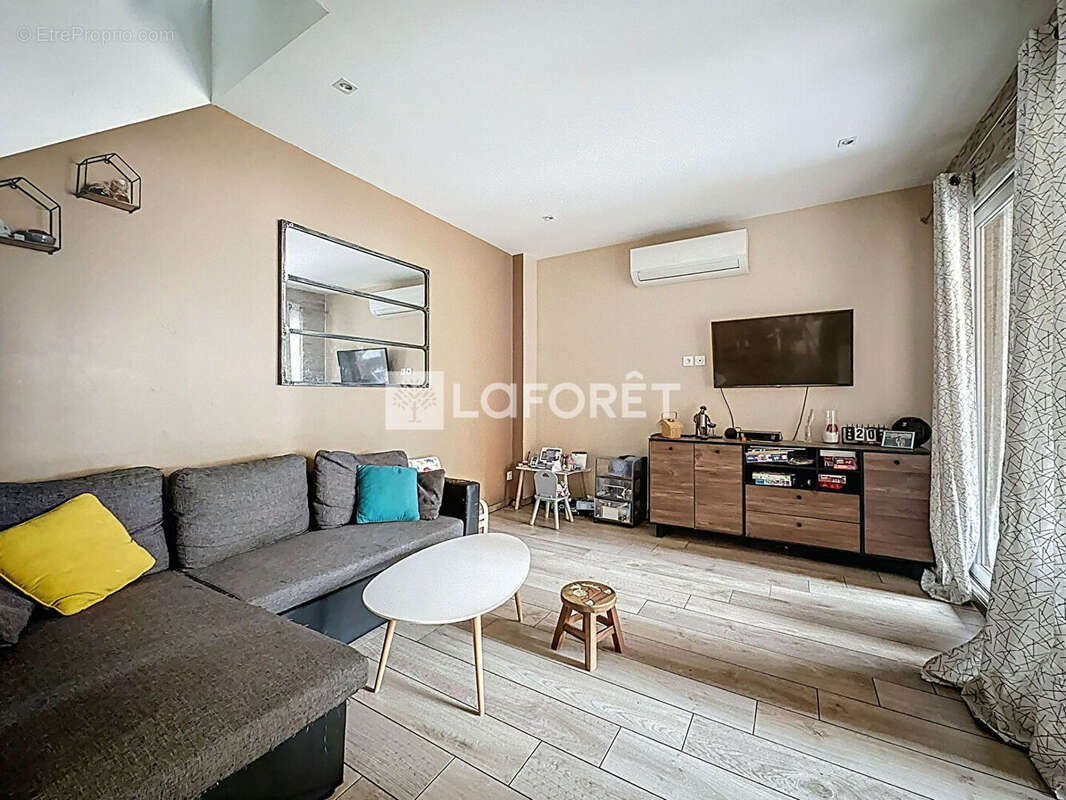 Maison à SAINT-TRIVIER-SUR-MOIGNANS