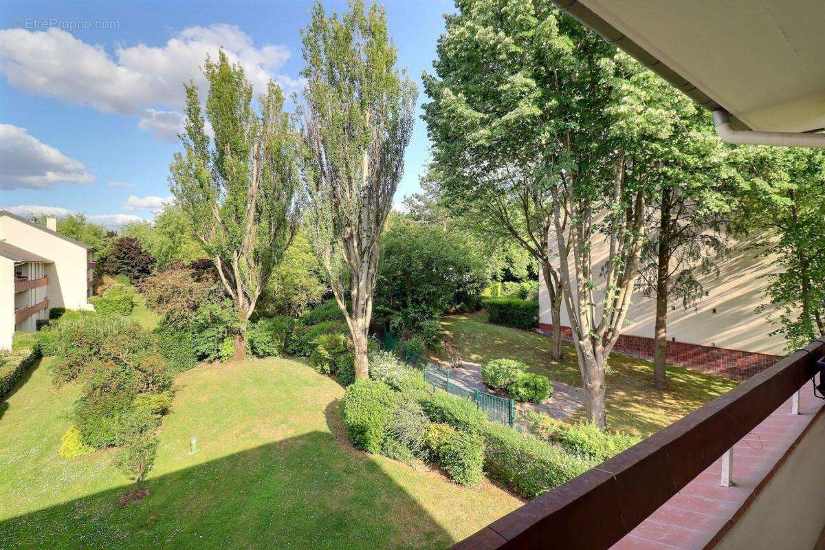Appartement à LOUVECIENNES