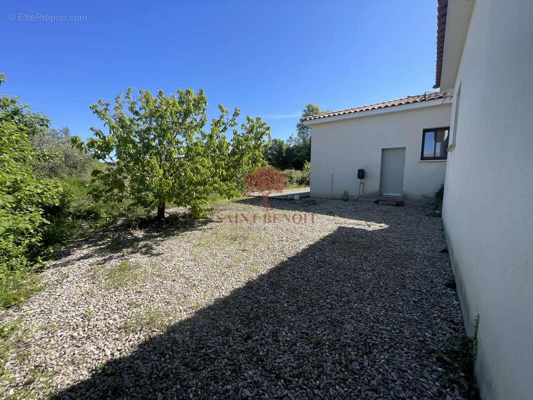 Maison à LE POUGET
