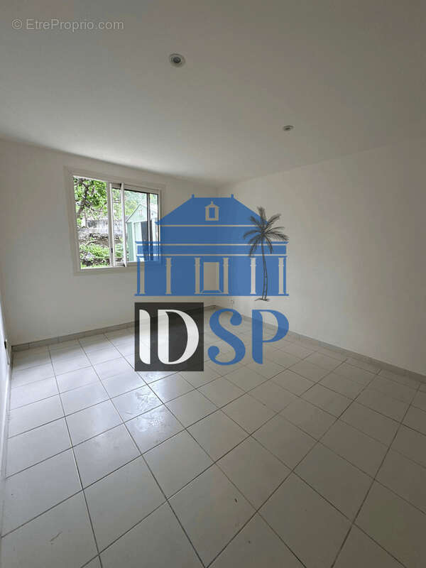 Maison avec grand jardin dans quartier prisé à la Plaine St Paul - photo 5