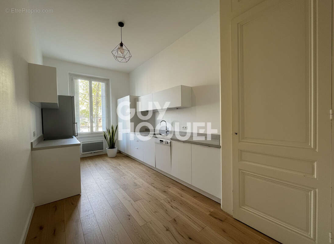 Appartement à LYON-4E