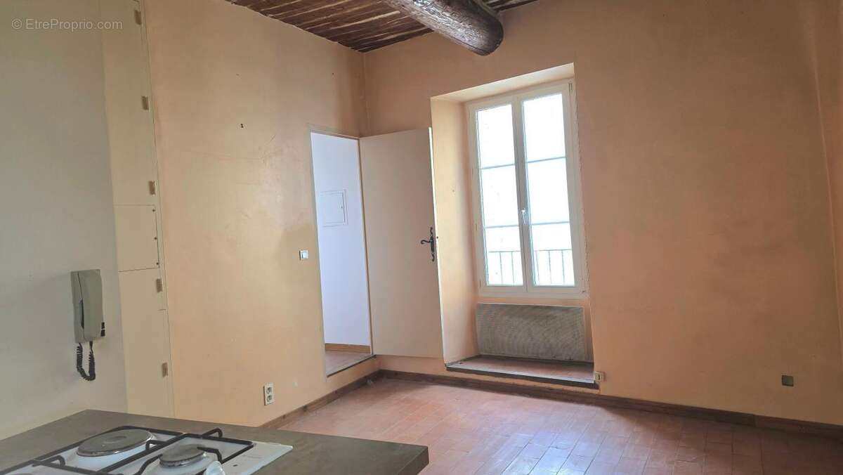 Appartement à LAMBESC