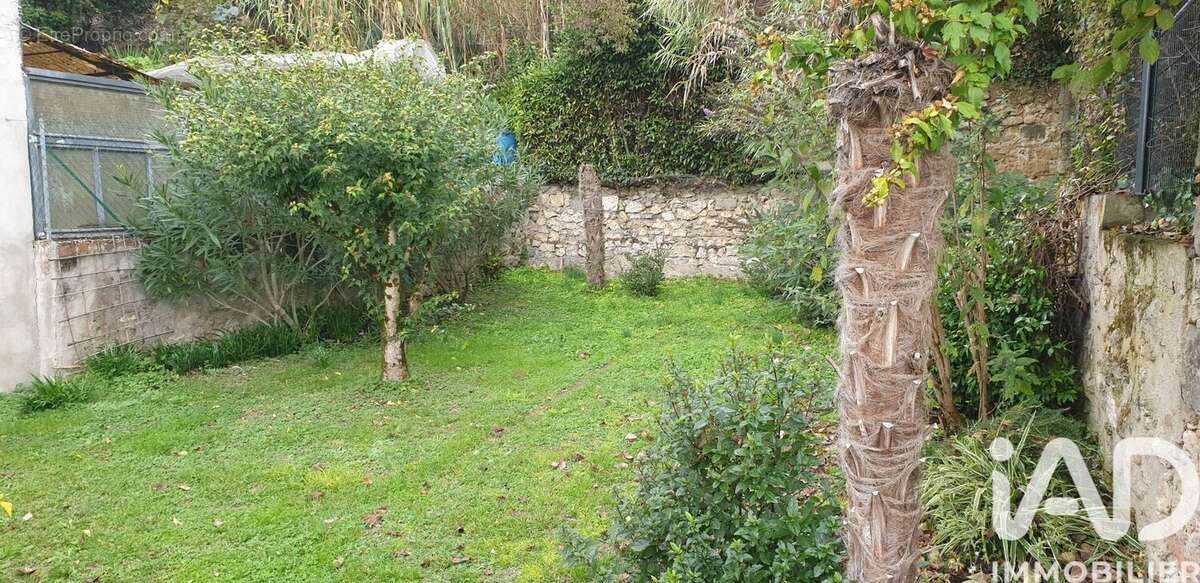 Photo 2 - Maison à PORT-SAINTE-MARIE