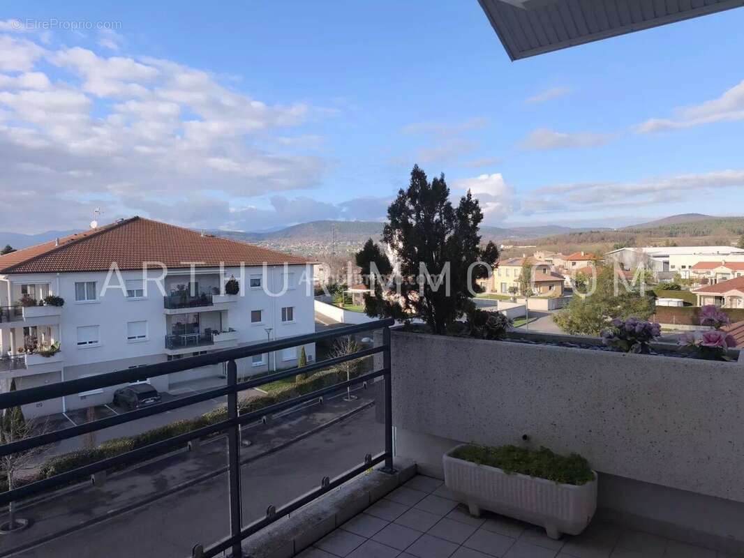Appartement à DAVEZIEUX