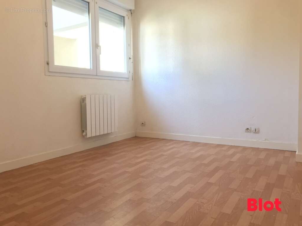 Appartement à CHARTRES-DE-BRETAGNE