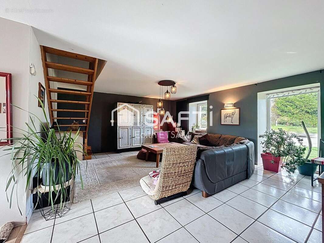 Photo 3 - Maison à SAINT-THOIS