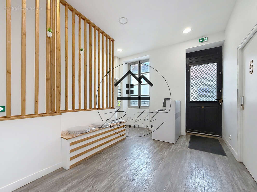 Commerce à CHANTILLY