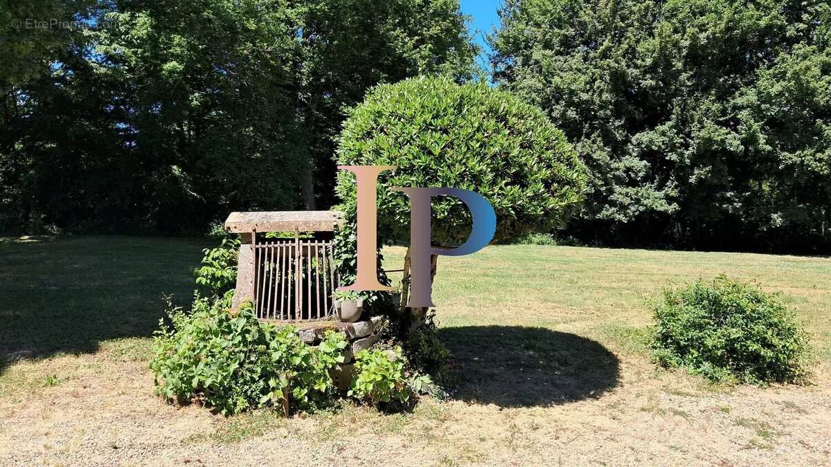 Maison à PARAY-LE-MONIAL
