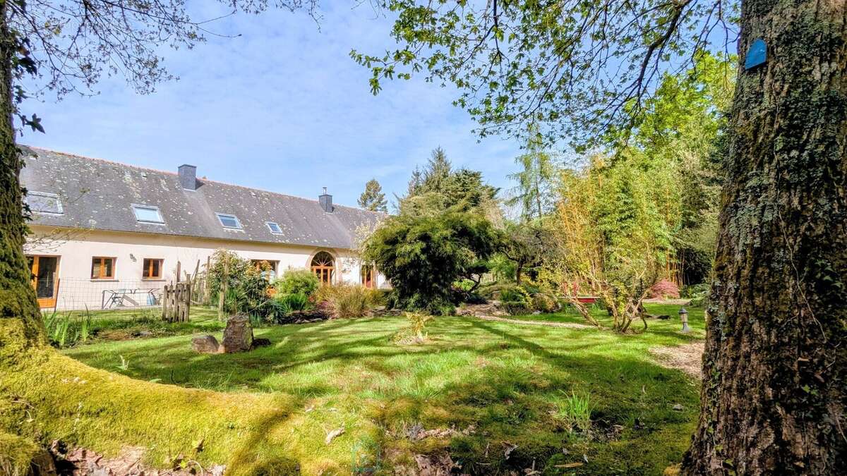 Maison à CLEGUEREC