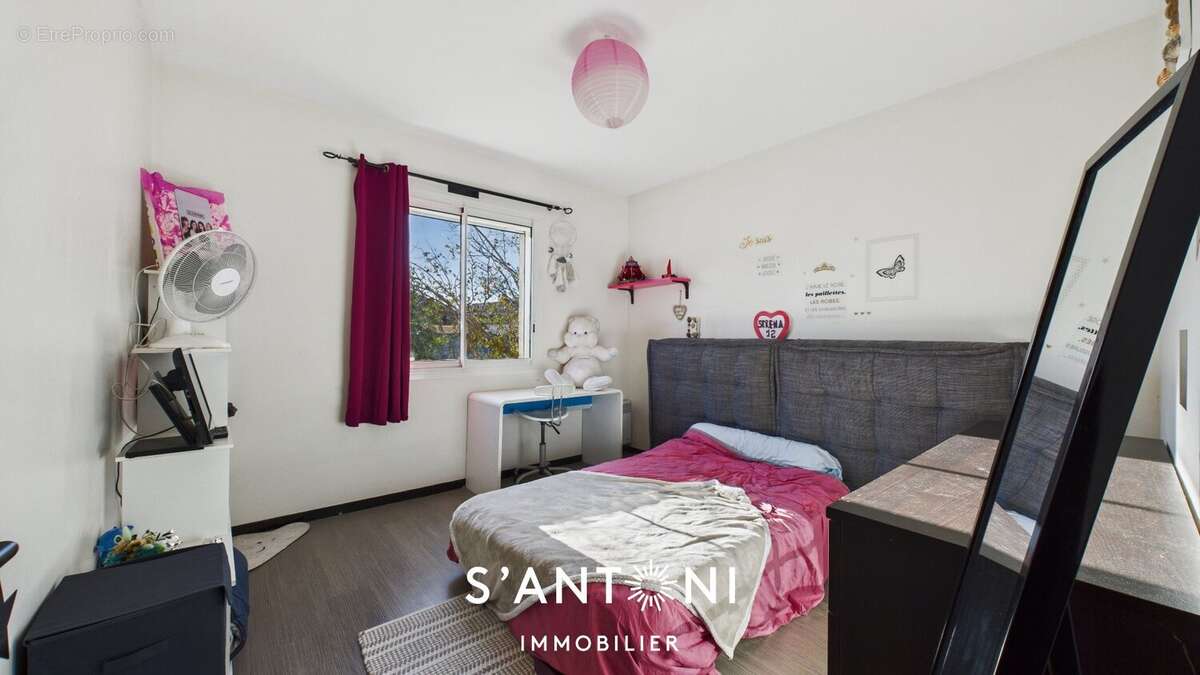 Maison à LIGNAN-SUR-ORB