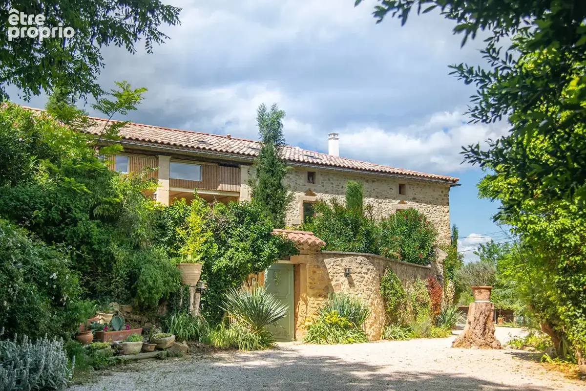 Domaine provençal dans la vallée de Cèze - photo 24