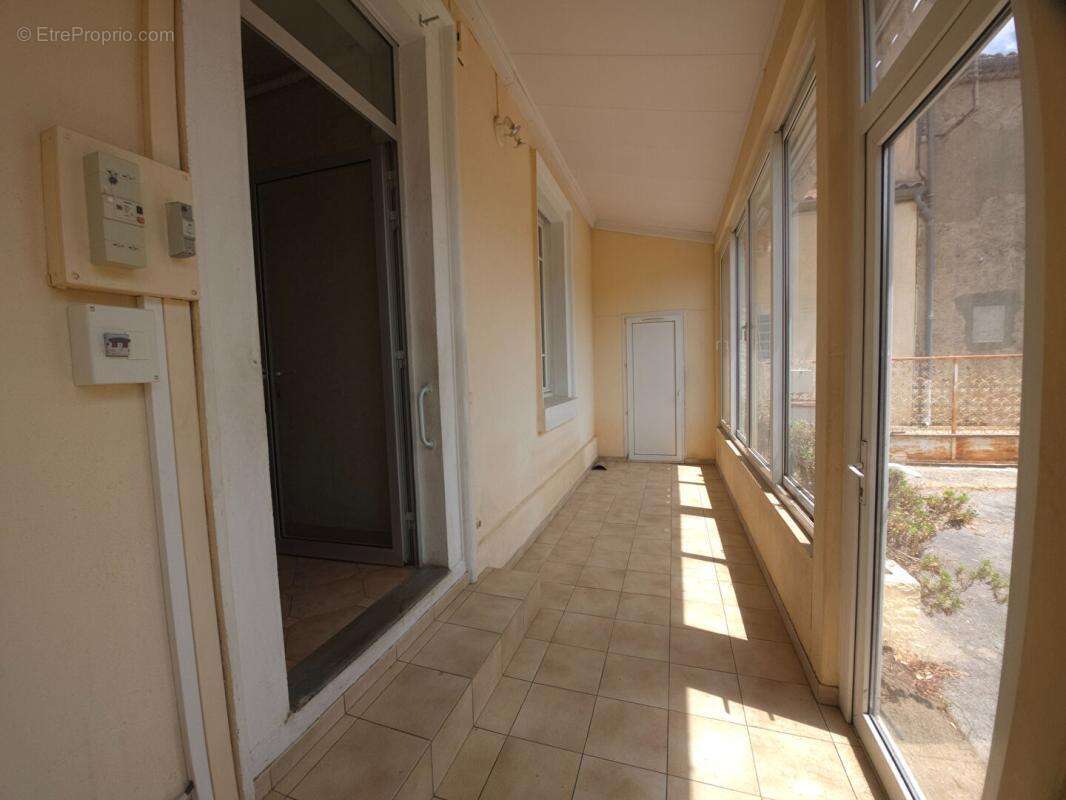 Capendu : maison bourgeoise et studio independant - photo 14
