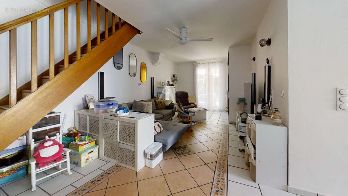 Villa La Crau 5 pièce(s) 94 m2 - photo 5