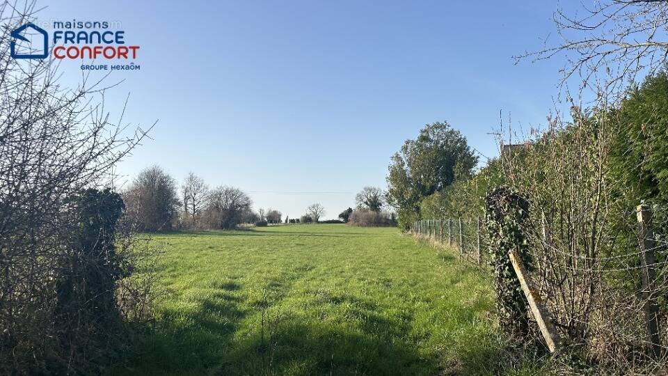 Terrain à CHOUAIN