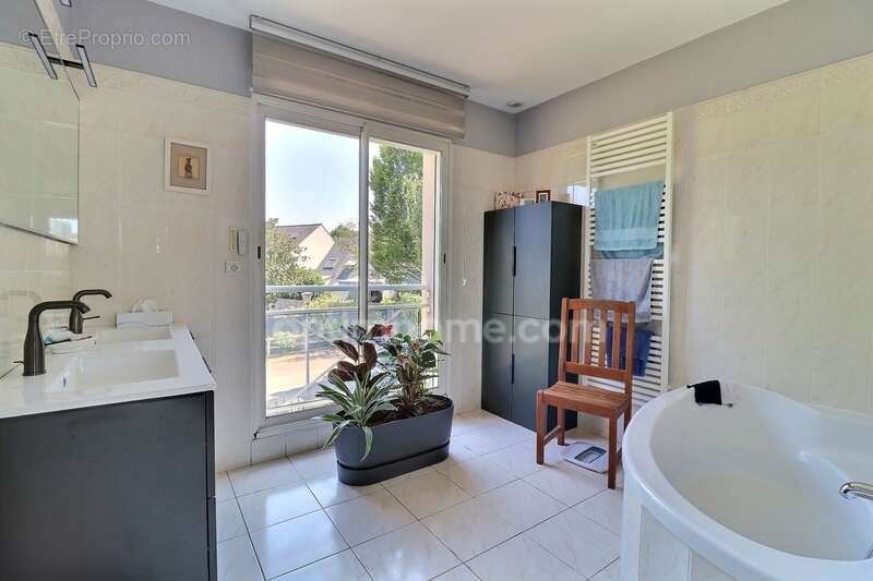 Maison contemporaine t7 - 175 m²  orvault (petit chantilly) - photo 10