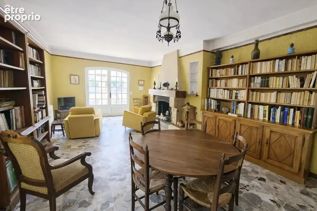 Maison 5 pièces 164 m² à vendre à Les Pennes-Mirabeau (13170) - photo 2