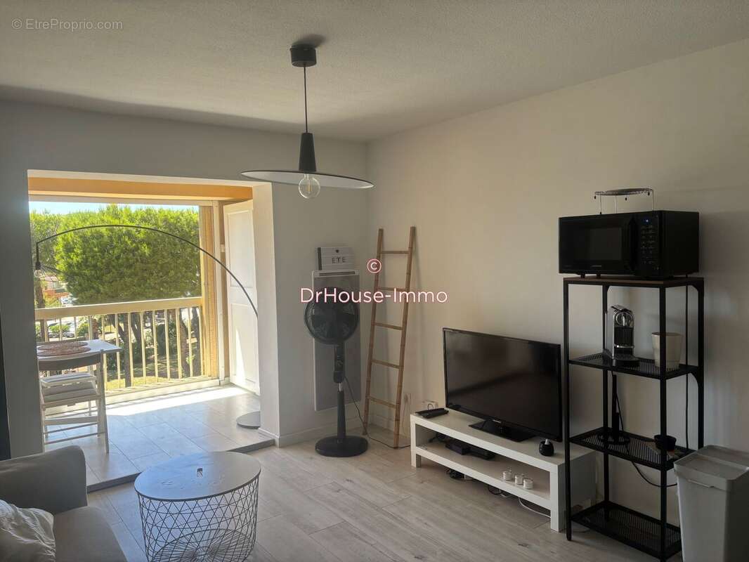 Appartement à SIX-FOURS-LES-PLAGES