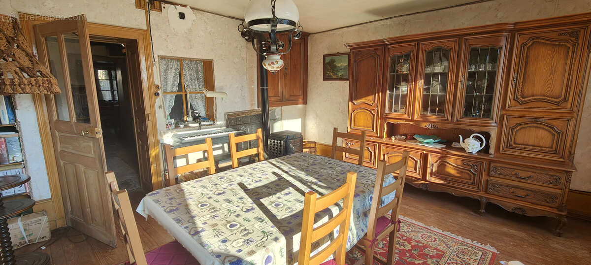 Maison à SAALES
