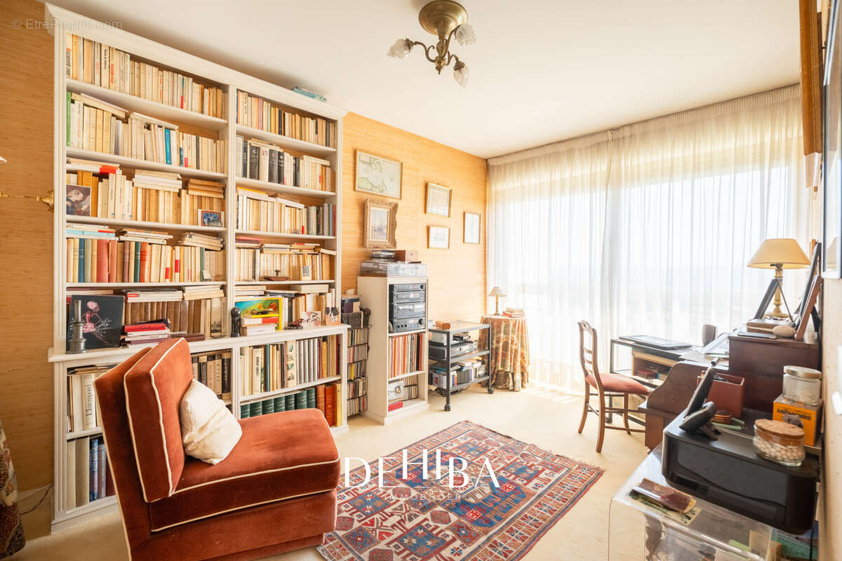Appartement familial t5/t6 de 125m2 - dernier étage - terrasse, cave et double garage - photo 14