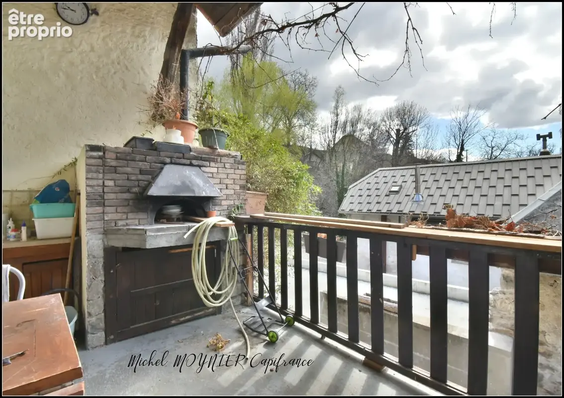 Maison de village à rénover avec grange de 186 m² à Siguret - photo 3