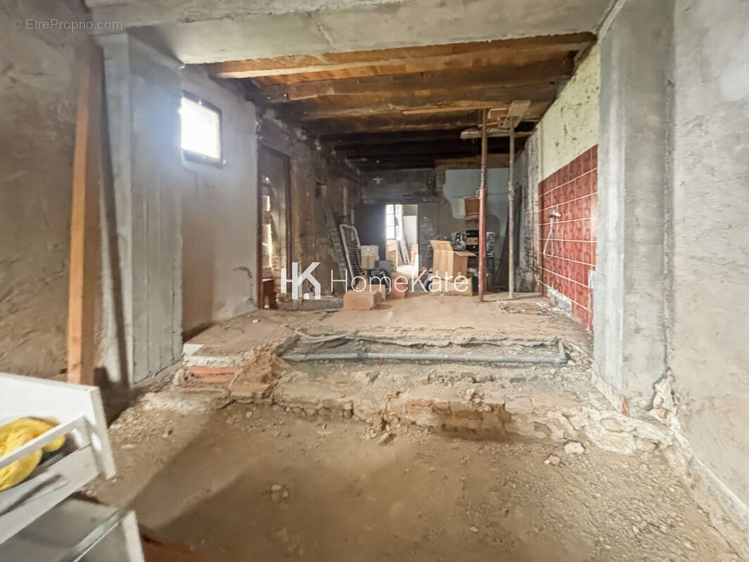 Maison à MONTESQUIEU-VOLVESTRE