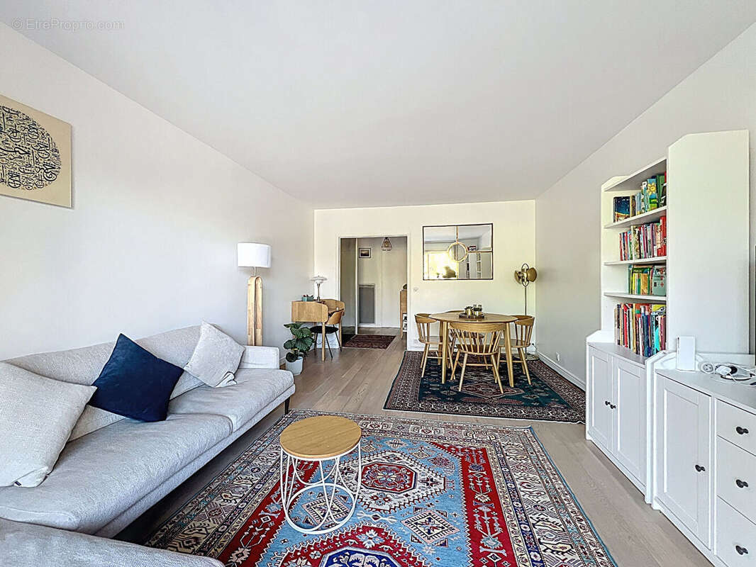 Appartement à SURESNES