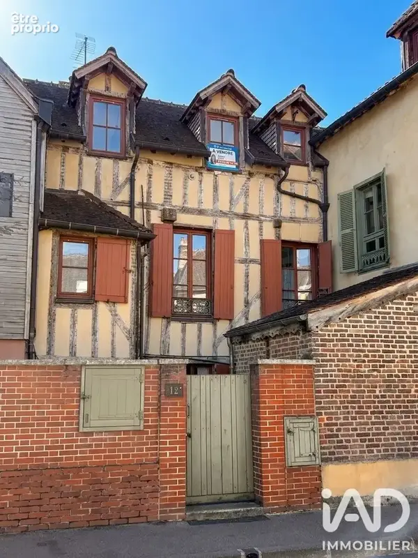 Photo 1 - Appartement à TROYES