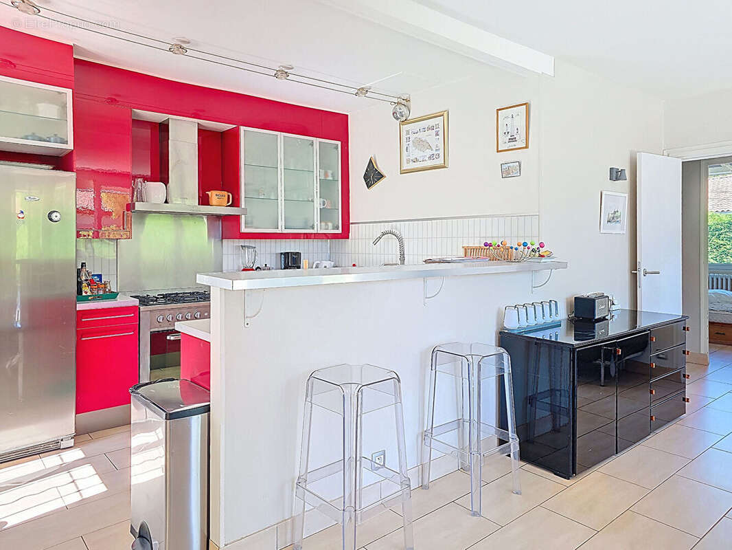 Maison au calme, Villeneuve Les Avignon, 3 chambres, avec jardin / piscine / garage - photo 7