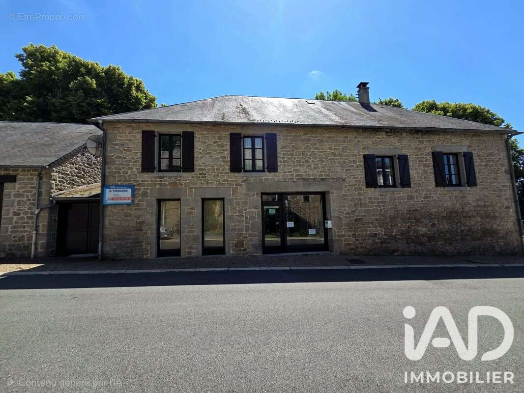 Maison 110 m² à Peyrelevade  - photo 2