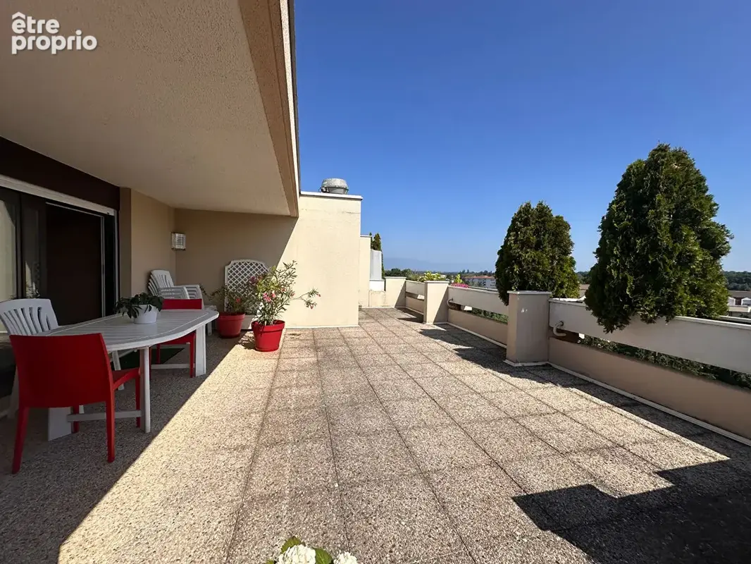 À Vendre  - Superbe Attique Duplex de 157,36 m² avec Terrasse Panoramique à Annemasse limite Ville-La-Grand - photo 7
