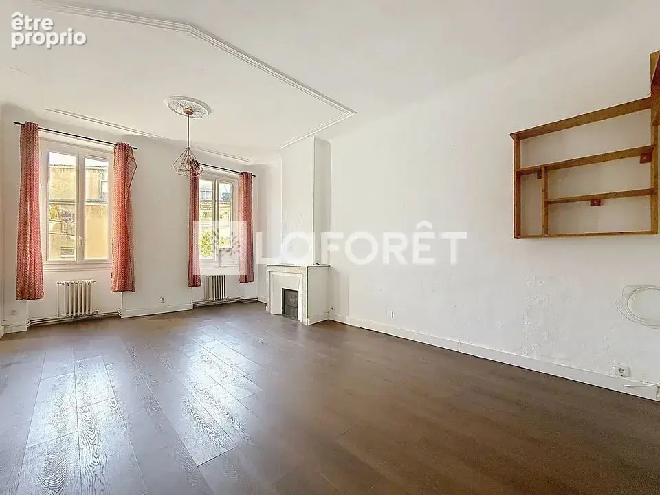 Appartement à MARSEILLE-6E