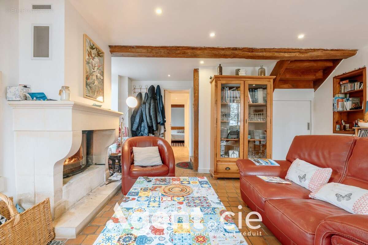 Maison à FONTENAY-LE-PESNEL