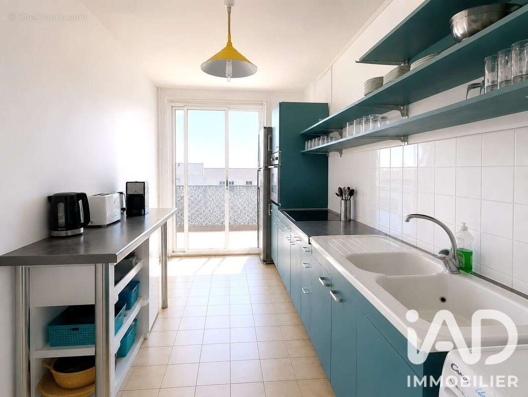 Appartement 81 m² à Valence  - photo 2