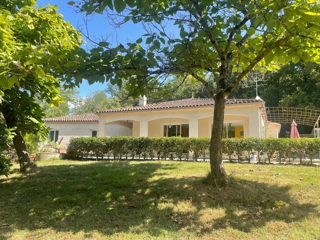 Maison à SAINTE-MARTHE