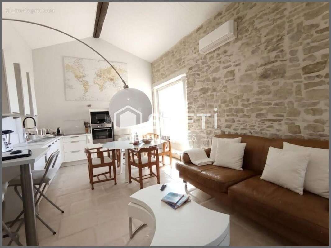 Photo 1 - Maison à SAINT-CESAIRE-DE-GAUZIGNAN