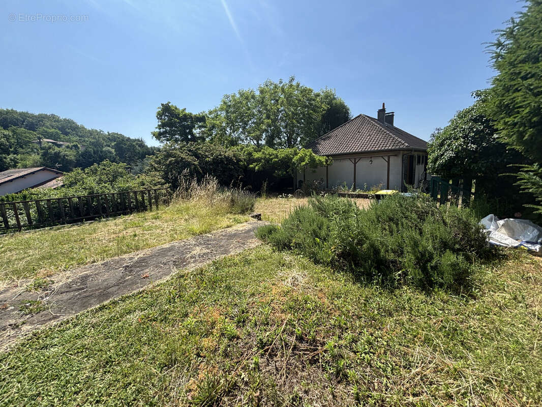 Maison à SAINT-CYR-AU-MONT-D'OR
