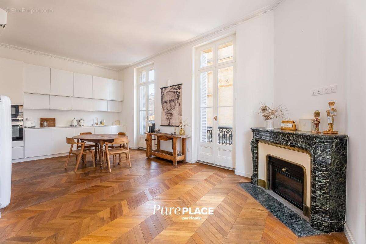 Appartement à BORDEAUX
